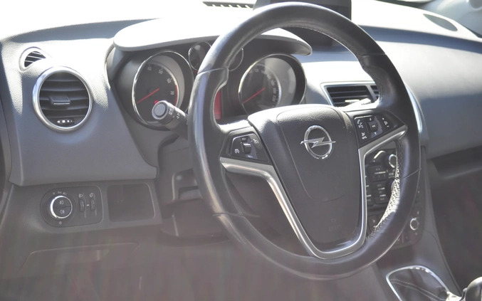 Opel Meriva cena 19000 przebieg: 220000, rok produkcji 2011 z Witkowo małe 137